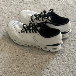 Cloud X Men’s 9.5 On 