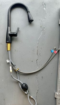 Faucet Like New, Was Installed But Never Used
