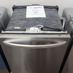 24 in.in Print Proof Stainless Steel Top Control Dishwasher with Towel Bar, True Steam and Quad Wash