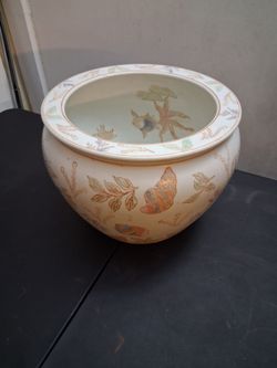 Chinese Porcelain Bowl-Planter $35 Dlls.