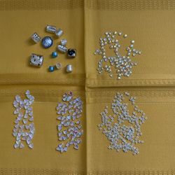  Beautiful Beads/Buttons Lot