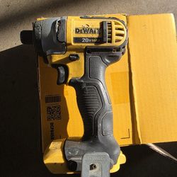 Dewalt Impact Drill DCF885