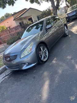 Infiniti g37 2013
