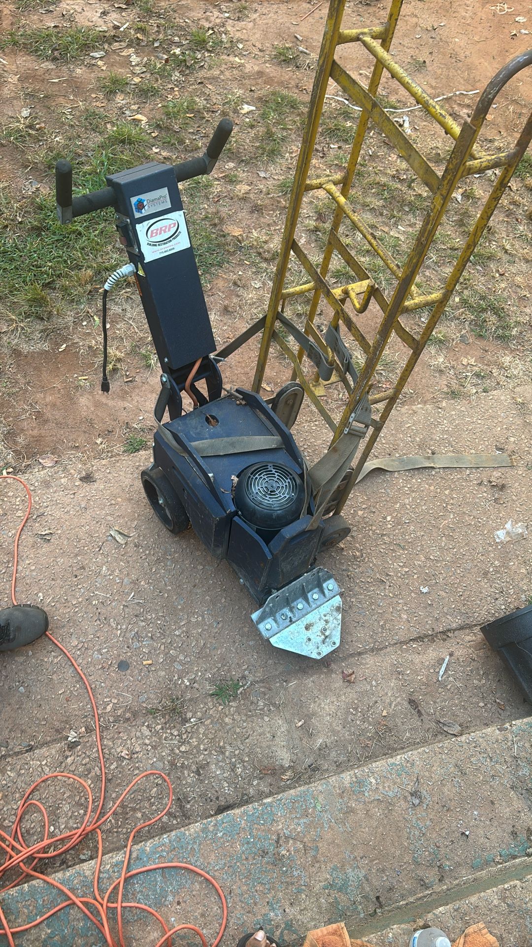 Used SRC-394 Floor Scraper