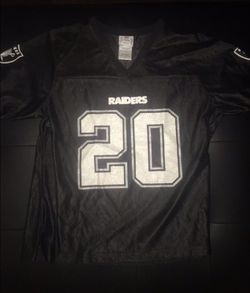 Raiders Jersey women's large (fits small I think)