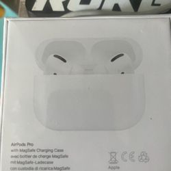 Airpods Pro With White Case