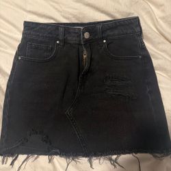 levi’s , zara , hollister , pacsun