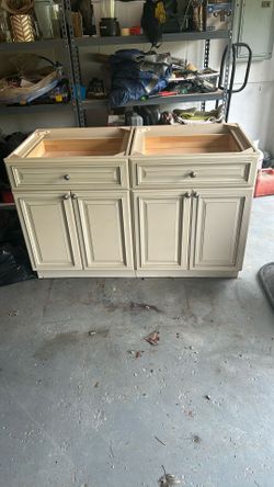 Base Cabinet