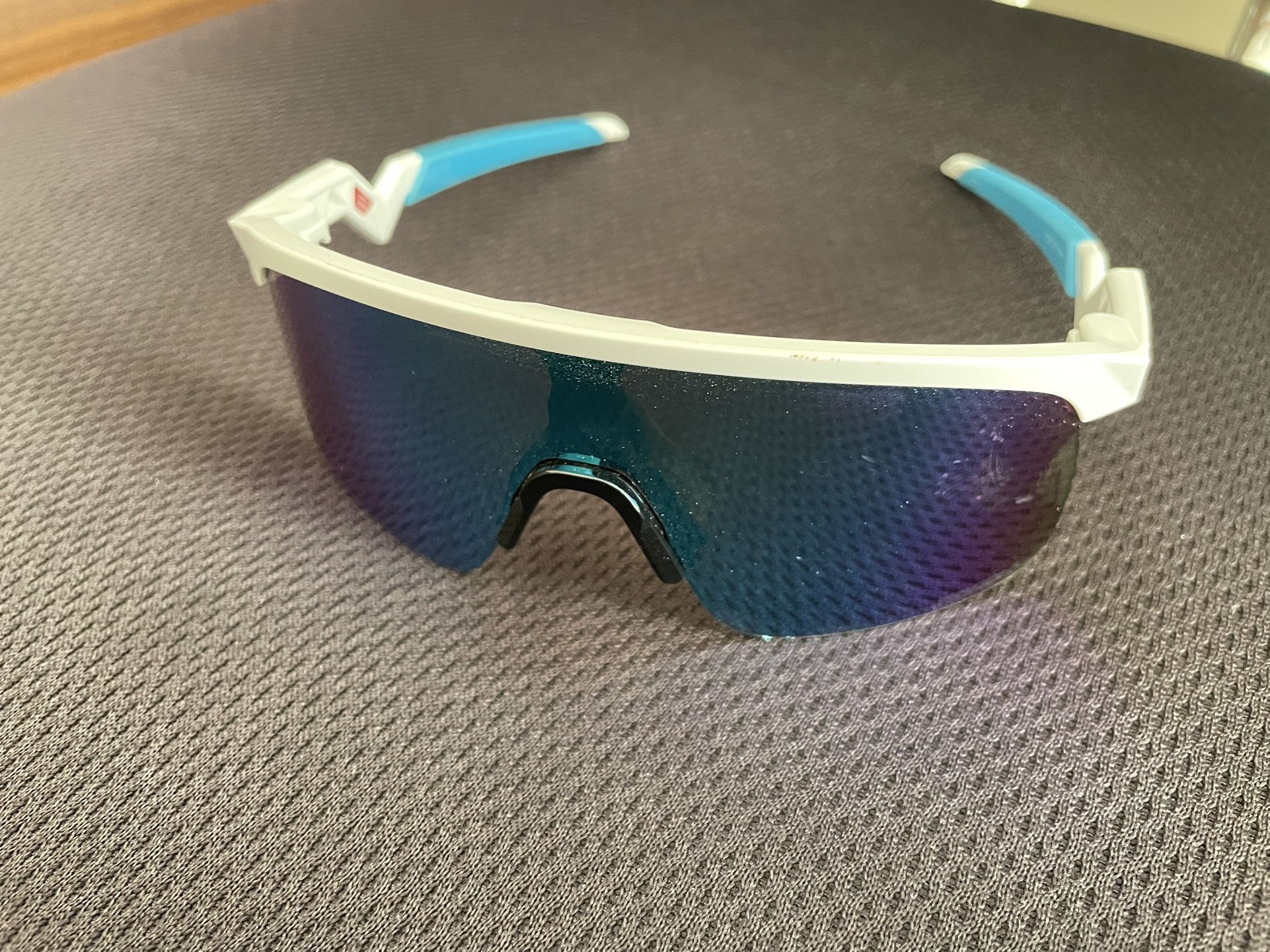 Oakley “resister” Youth Sunglasses
