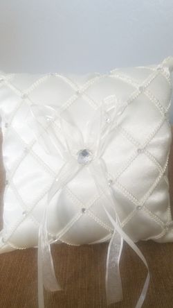 White ring pillow