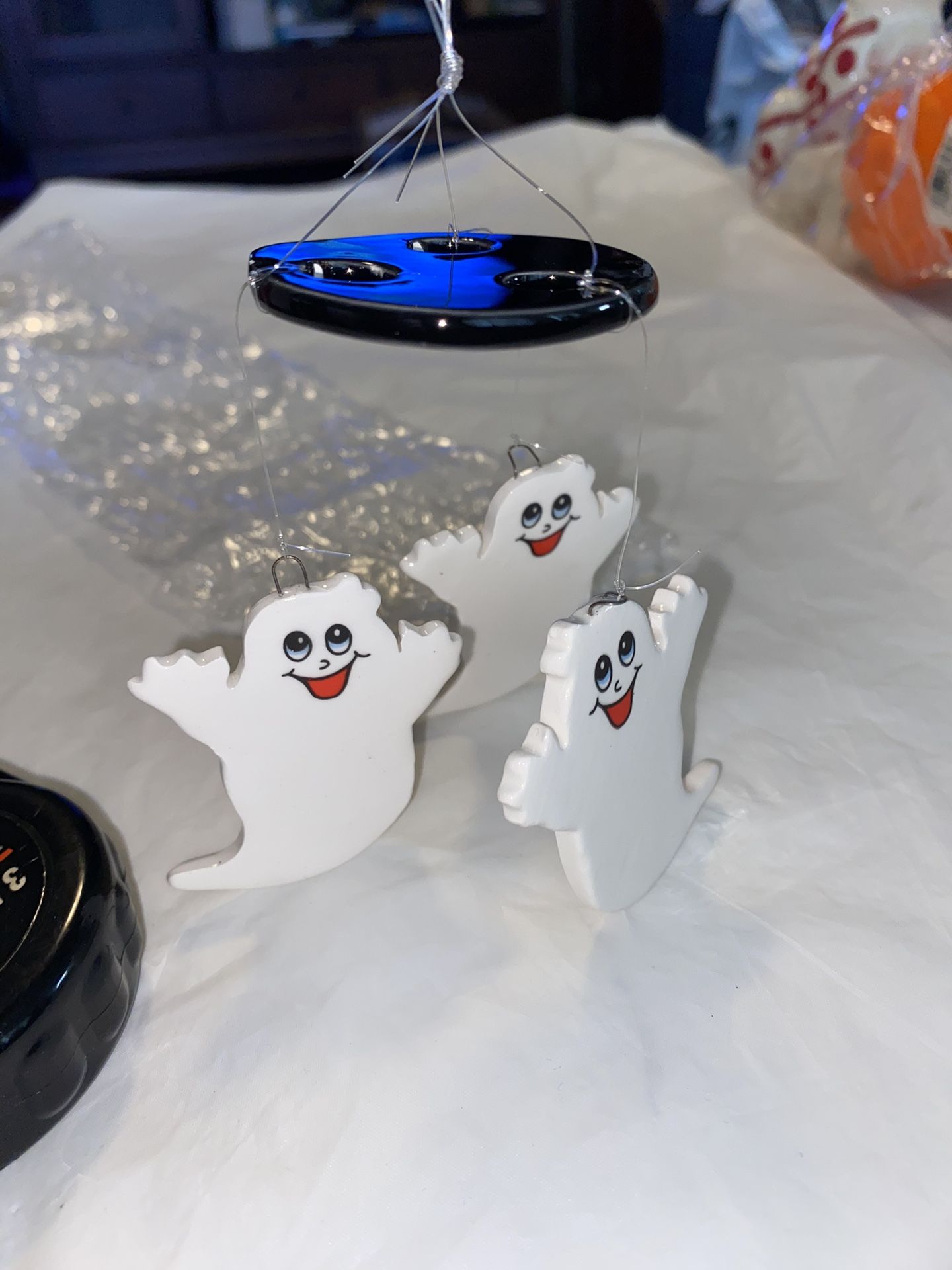 Vintage Russ Mini black Ghost Trio Halloween ceramic Wind Chimes, double-sided