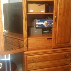 Shelves With Mirror And Drawers 