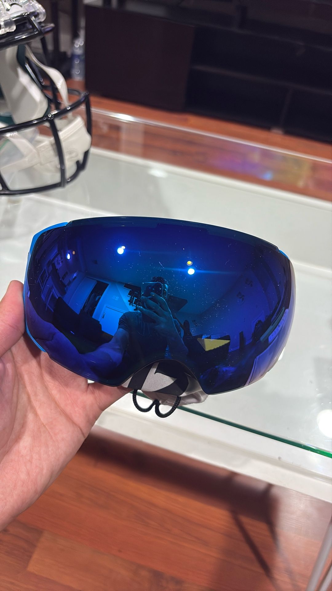 Snowboarding goggles