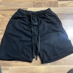 Essentials Black Shorts, Size L