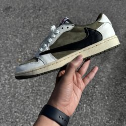Air Jordan 1 X Travis Scott Medium Olive (WORN) sz 8.5