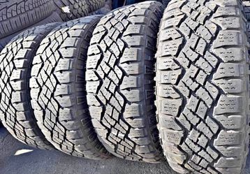 275/70/18 vendo un set de llantas Marca Goodyear en perfectas condiciones de vida las 4