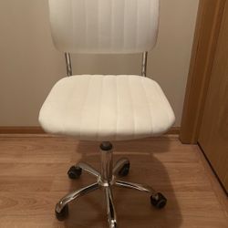 White Office / Desk Chair