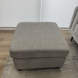 Weture Gray Fabric Ottoman (w/ STORAGE)