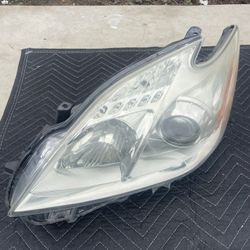2012-15  Toyota Prius Front Left Headlight OEM