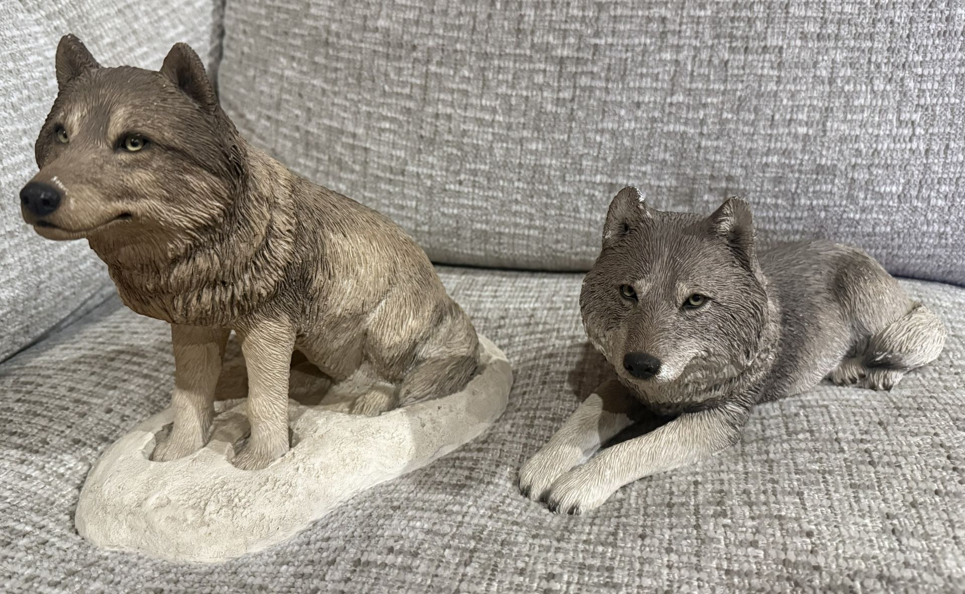 Vintage Sandicast Wolf Figurine
