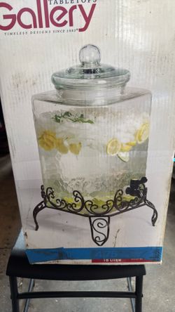Glass container