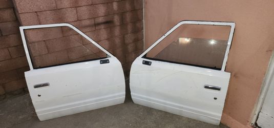 85 Nissan 720 doors