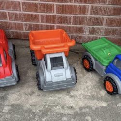 Large play Vehicles
