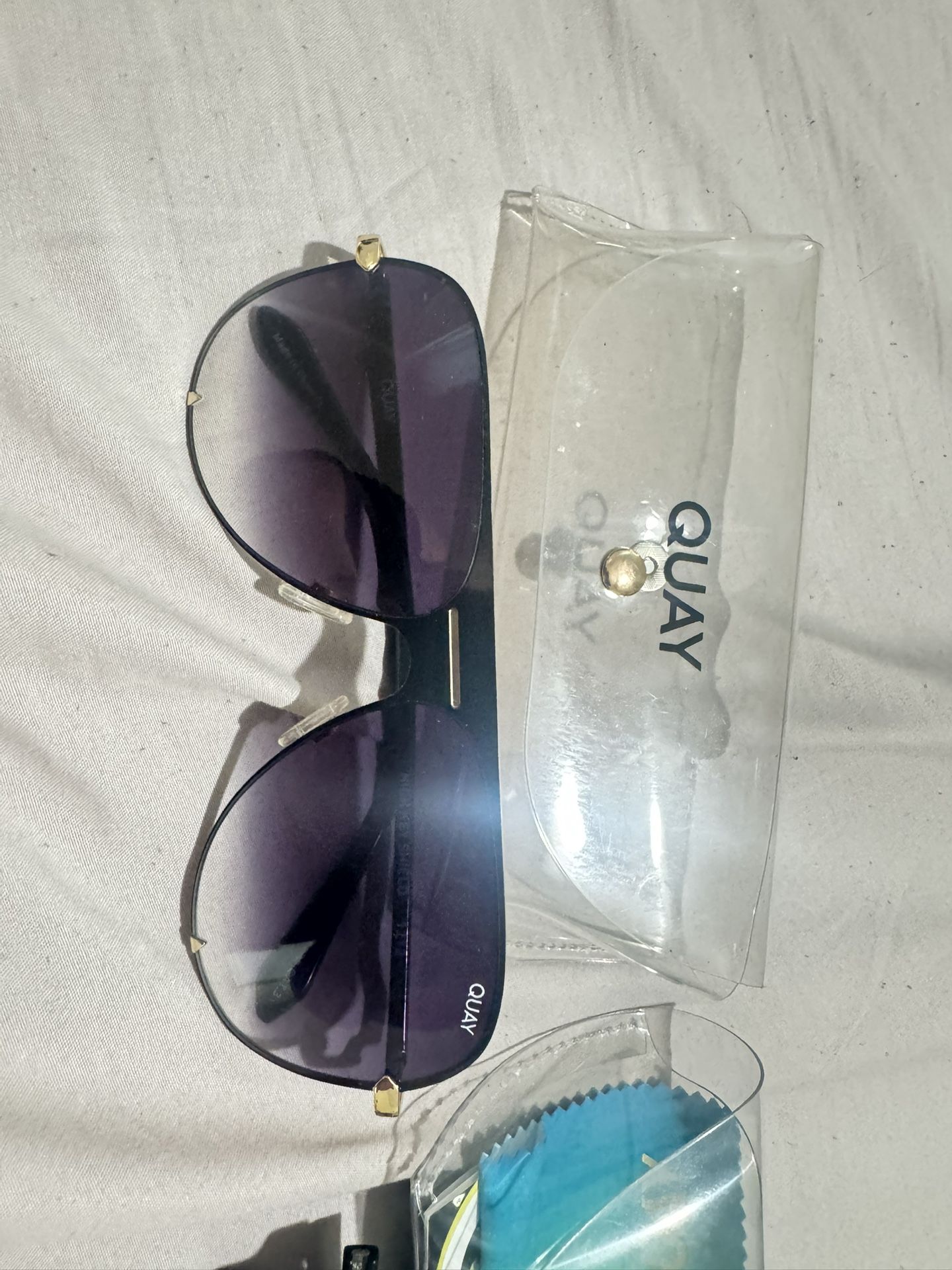 Quay Sunglasses Women’s