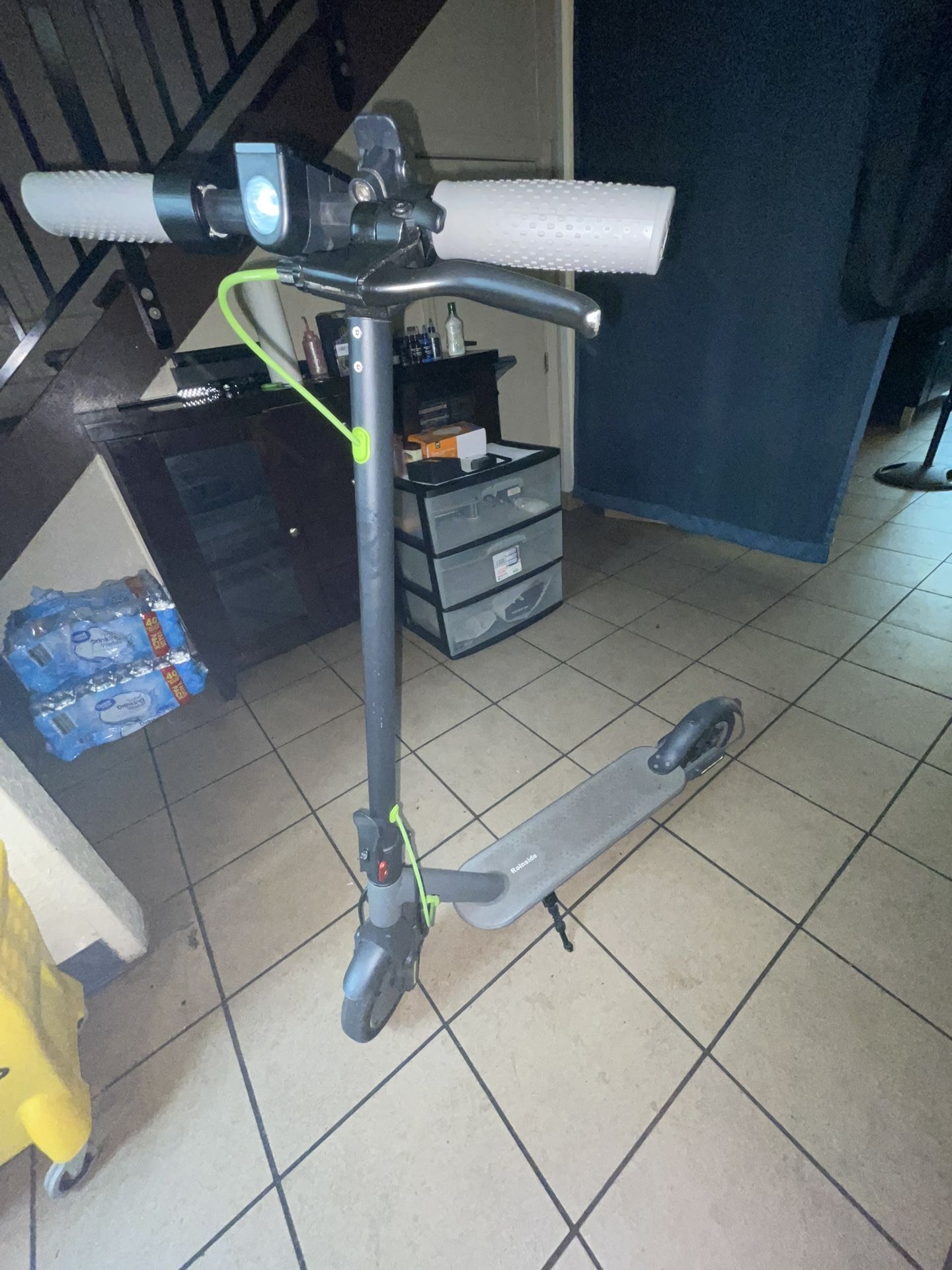 Roinside Electric Scooter 