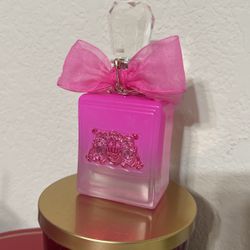 Viva La Juicy Petals Please 3.4oz
