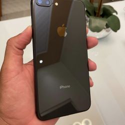 iPhone 8 Plus Unlocked With Warranty 