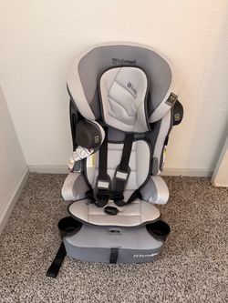 Baby Trend Hybrid Convertible Car Seat