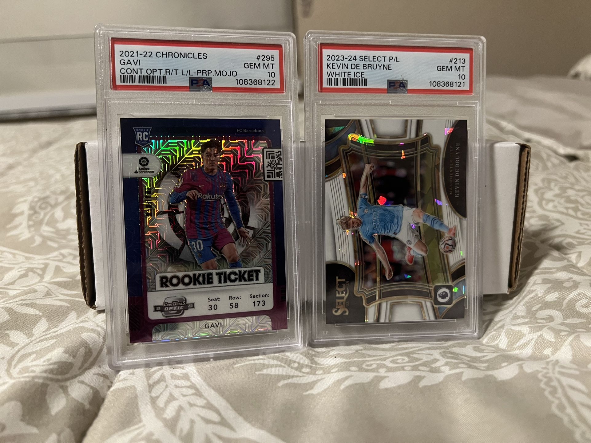 SOCCER PSA 10 LOT OF 2!!!
