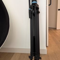 Sirui SH25 Professional Video Tripod with Fluid Head