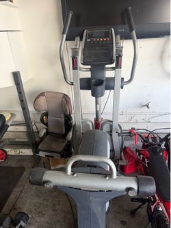 Free elliptical