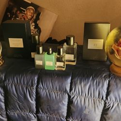 BANANA REPUBLIC Grand Holiday Package*$80 OBO