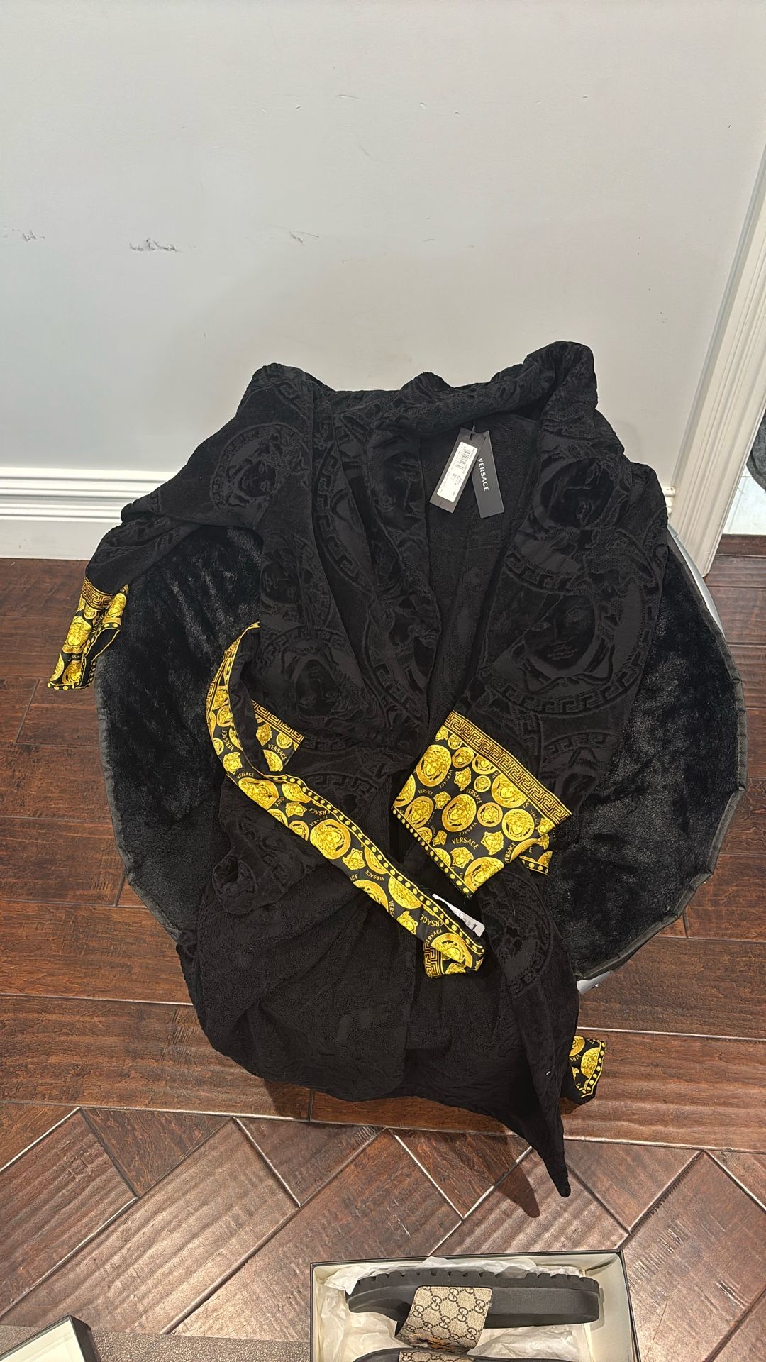 VERSACE ROBE SIZE M