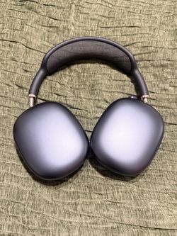 AirPod Max 2 Midnight Brand New!