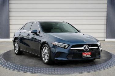 2021 Mercedes-Benz A 220