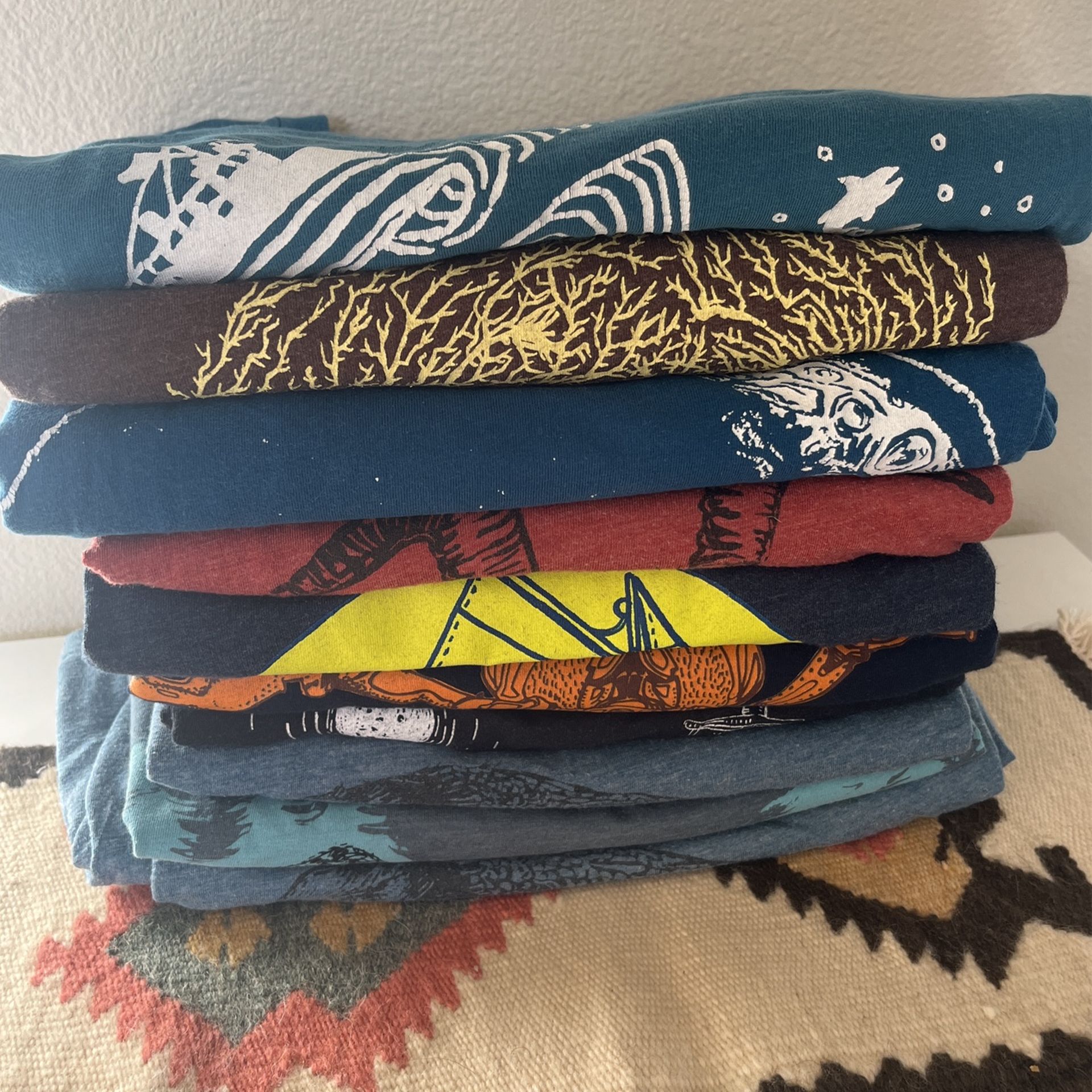 10 Slow Loris Tshirts