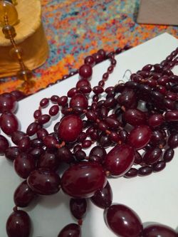 Antique cherry amber fatarun bake lite necklace