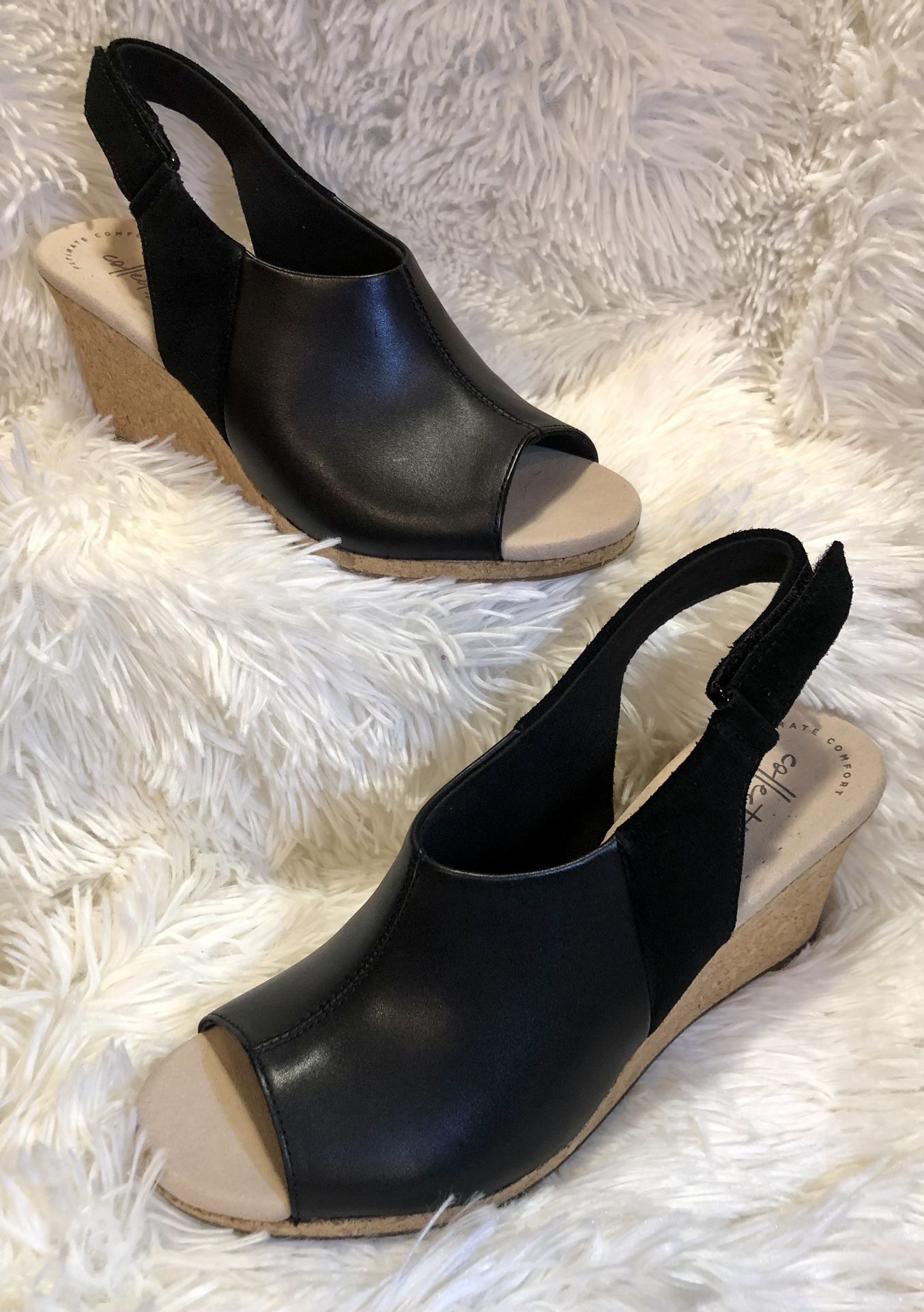 NEW CLARKS Women’s Lafley Jess Black/Noir Comfort Dress Wedge Sandals, Size 8M