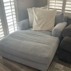 Lounge Chair baby Blue