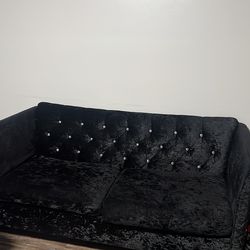 Sofa for sell, paid $600 selling it for $300