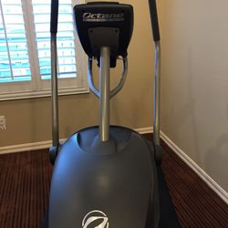 Octane Elliptical Q 35 C