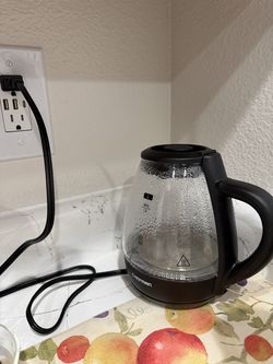 Chefman 1L Glass Electric Kettle - Like New