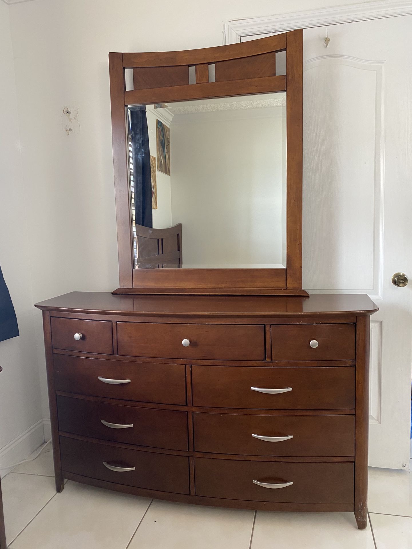 FullSize bedroom Set for Sale in Miami, FL OfferUp