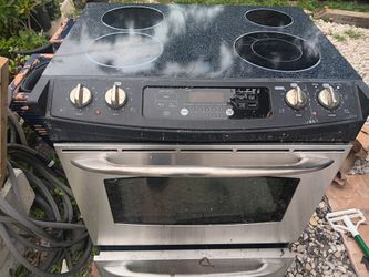 Ge glass top stove