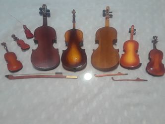 Miniature violins