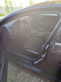 2015 Chrysler 200 Series